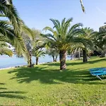 Nyaraló Palme E Mare Corfu *